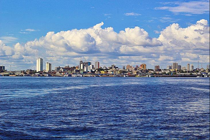 Viajar no feriado de feriado de Ano Novo para Manaus - feriado de 1